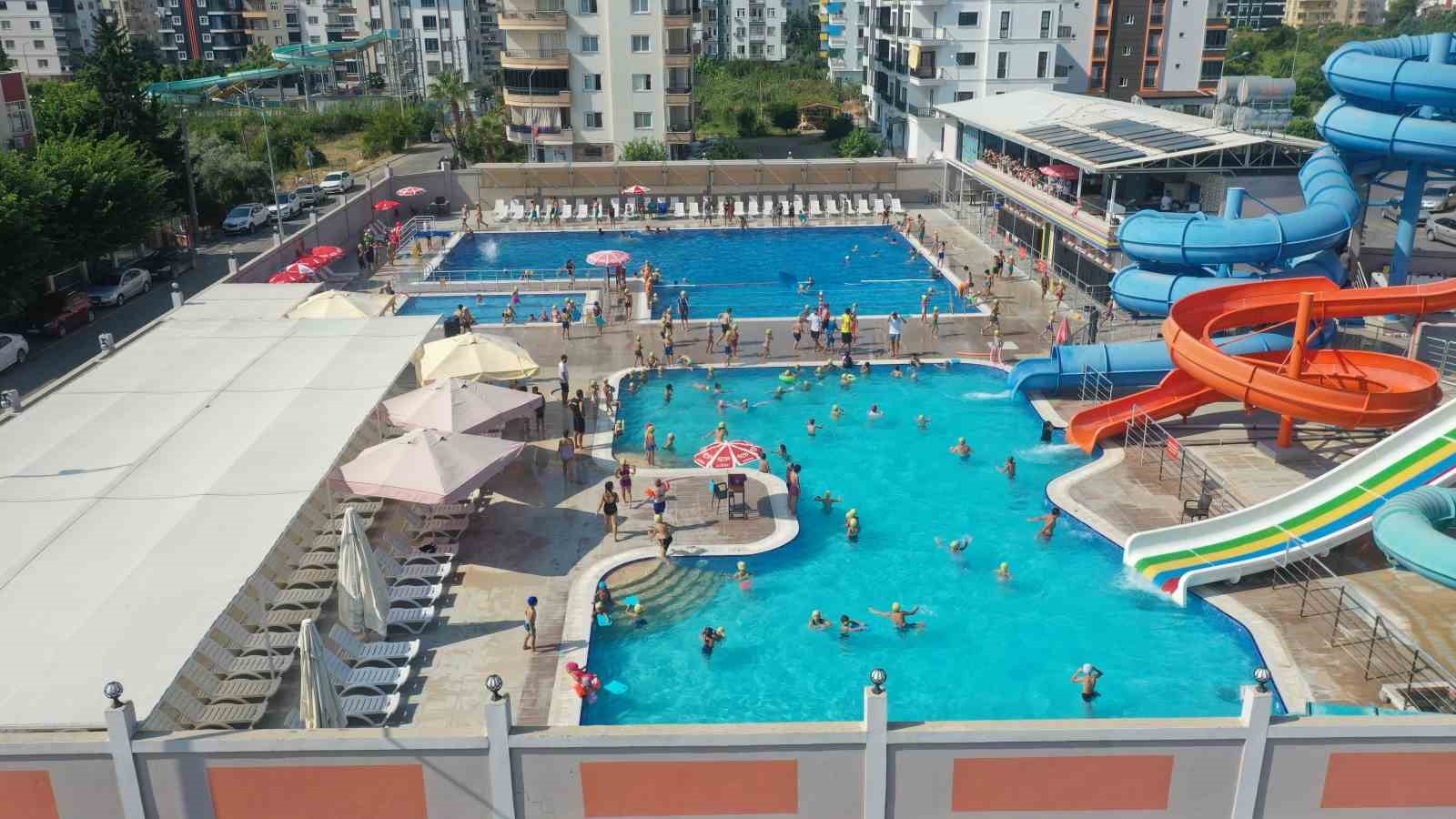 Erdemli Belediyesi Yaz Spor Okullarında eğitimler başladı