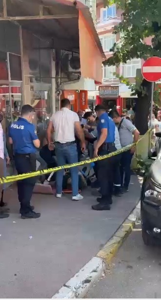 Babasının kliniğinde çalışan 2 diş hekimini bacaklarından vurdu

