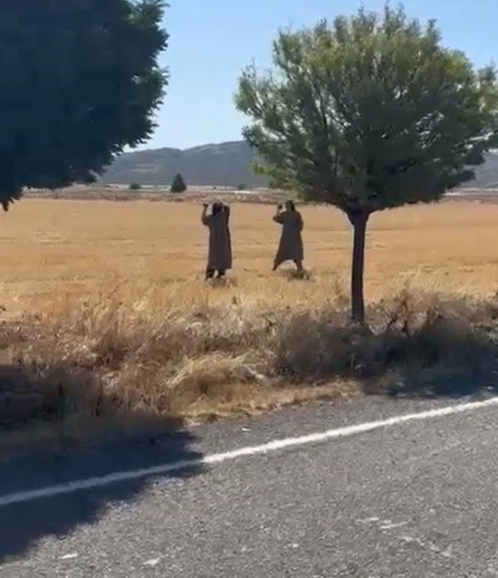Gaziantepte kaza yapan arac kaldrmaya giden jandarmaya saldrdlar
