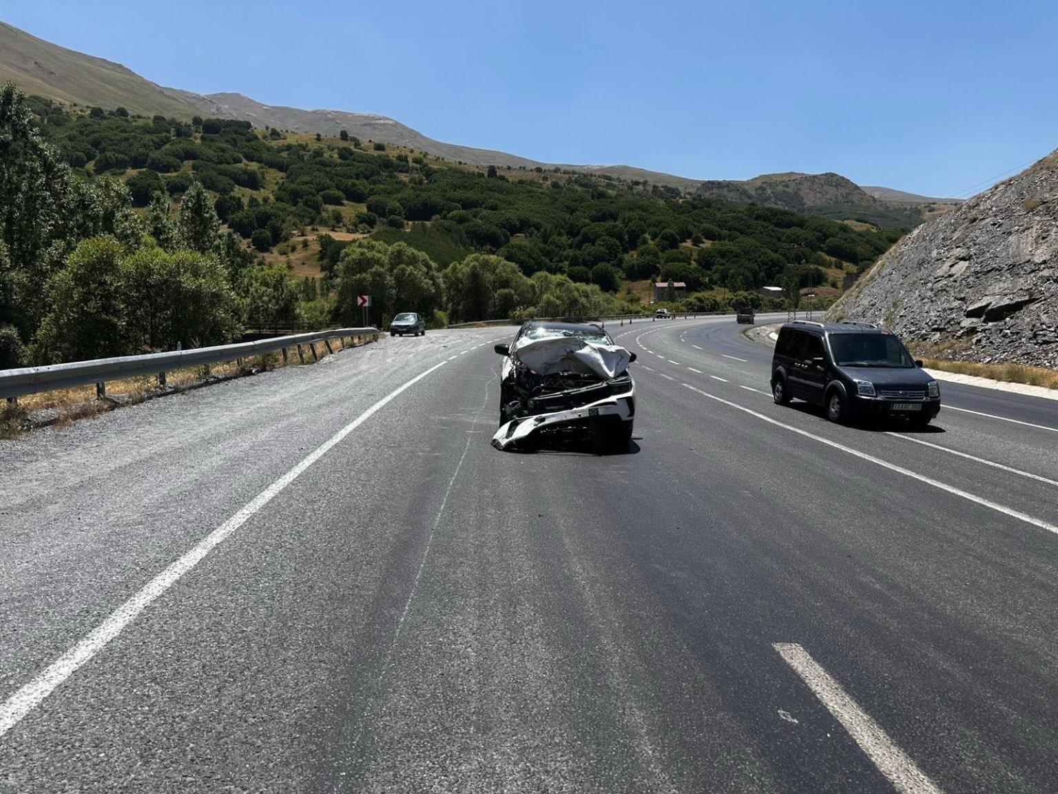 Tatvan'da meydana gelen kazada 5 kişi yaralandı İHA'dan son dakika haber!