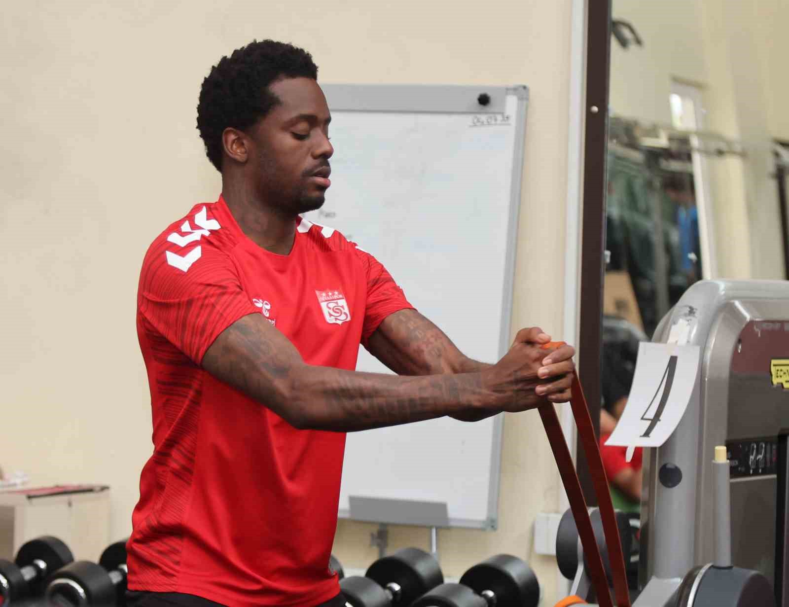 Sivasspor kuvvet &ccedil;alıştı
