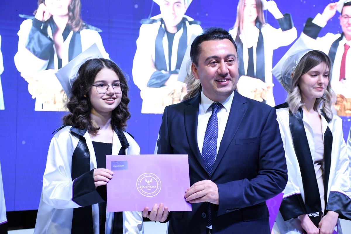 Şahinkaya’da Unutulmaz mezuniyet coşkusu
