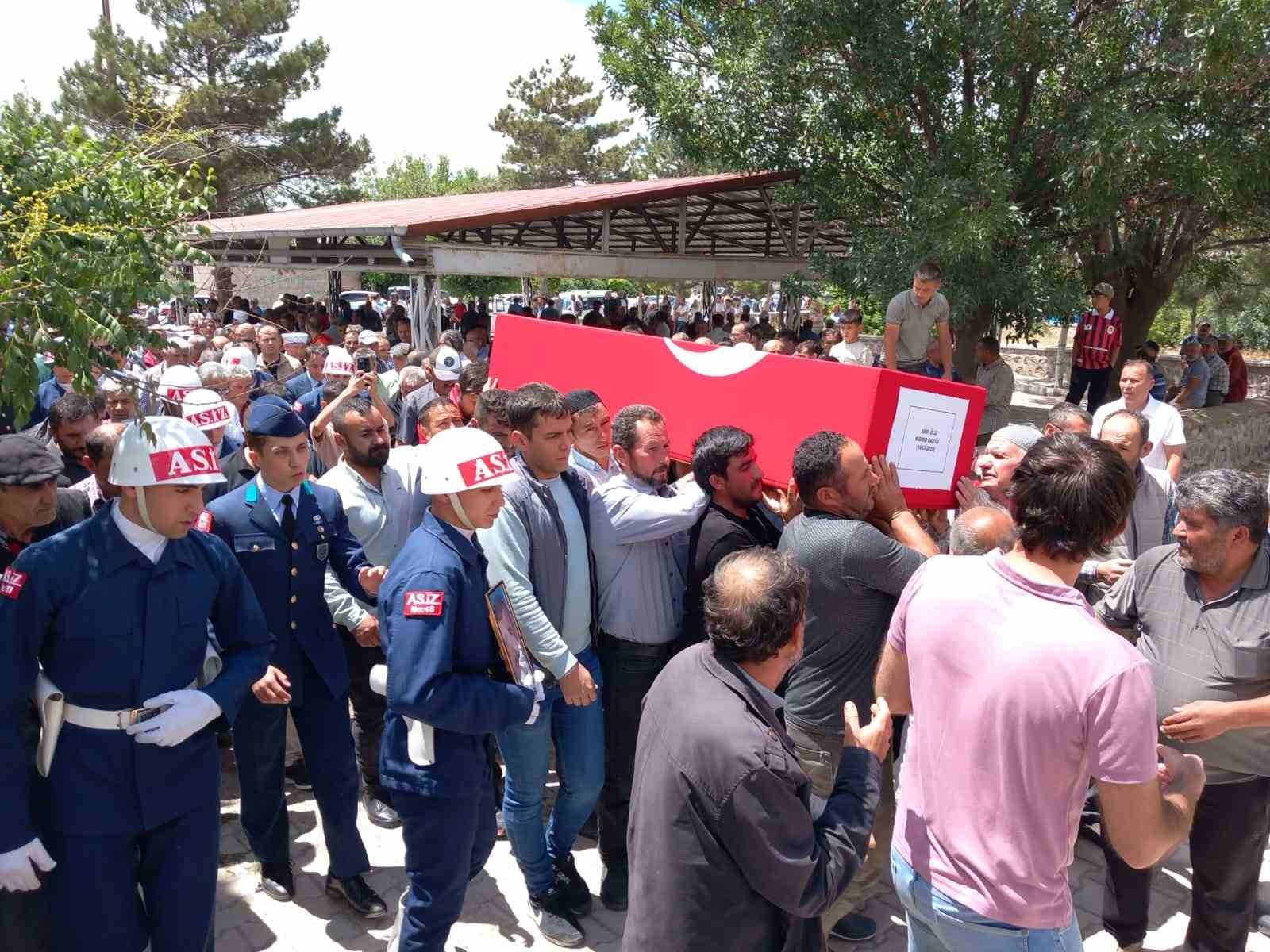 Develili Kıbrıs Gazisi son yolculuğuna uğurlandı