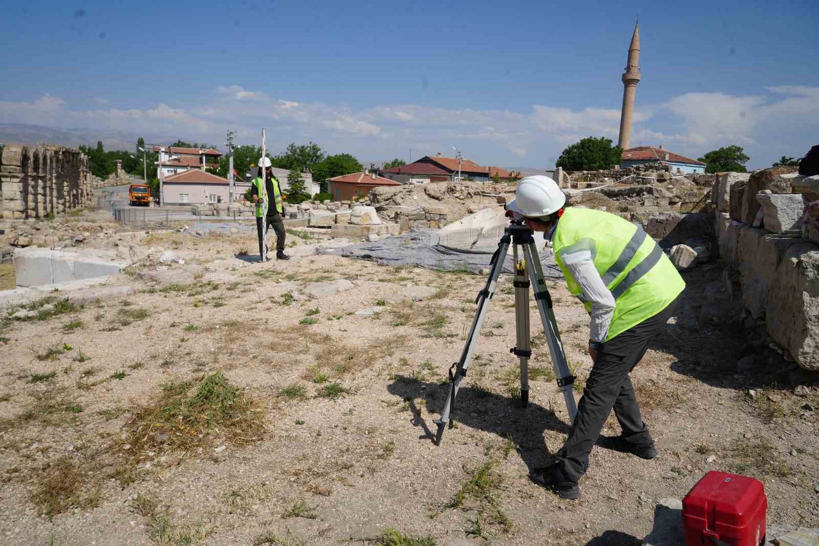 Tyana Antik Kenti’nde bin 500 yıllık vaftizhane gün yüzüne çıkıyor