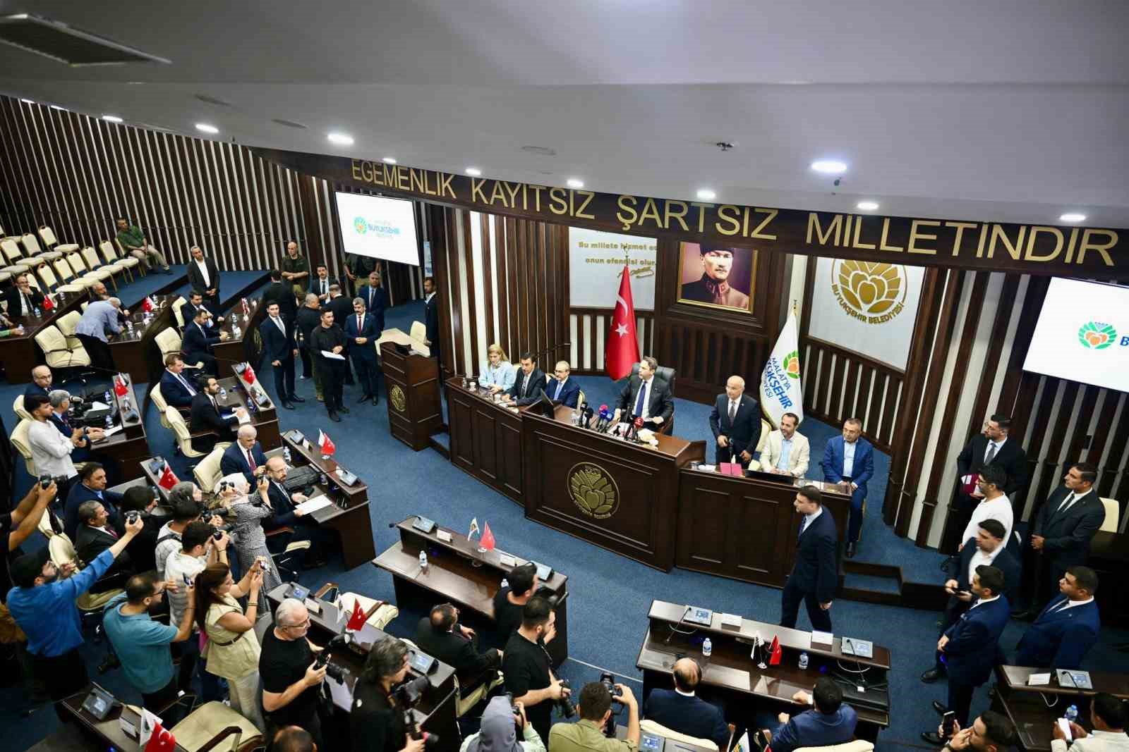 Bakan Bayraktar: "Karadeniz gazı 2028’de 16 milyon haneye ulaşacak"