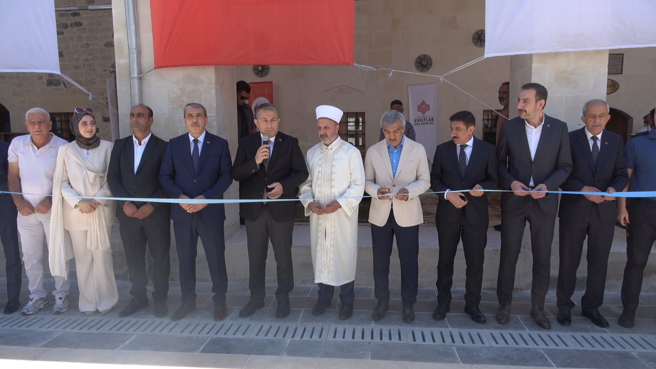 Kahramanmaraş depremlerinde hasar gören Çalık Camii yeniden ibadete açıldı