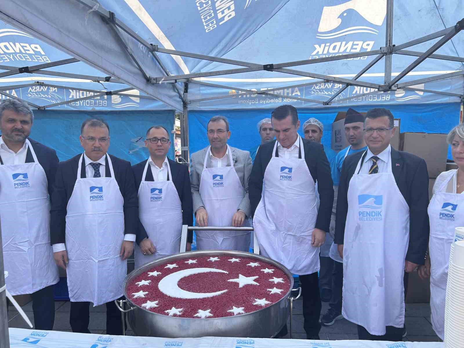 Pendik’te Muharrem Ayı dolayısıyla 12 bin kişiye aşure dağıtıldı