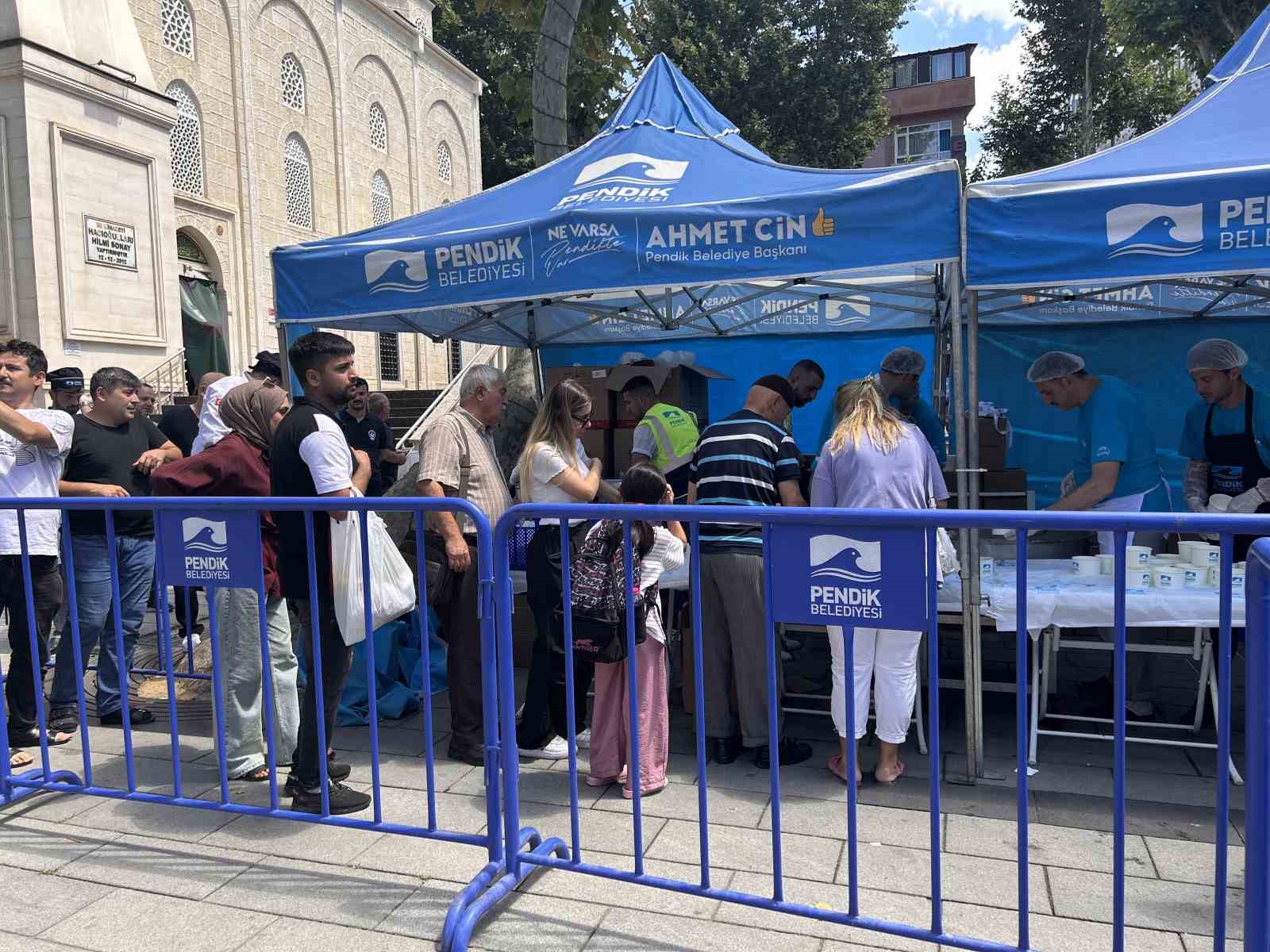Pendik’te Muharrem Ayı dolayısıyla 12 bin kişiye aşure dağıtıldı
