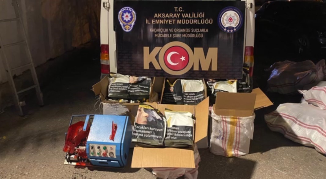 Aksaray KOM&rsquo;dan ka&ccedil;ak&ccedil;ılara darbe
