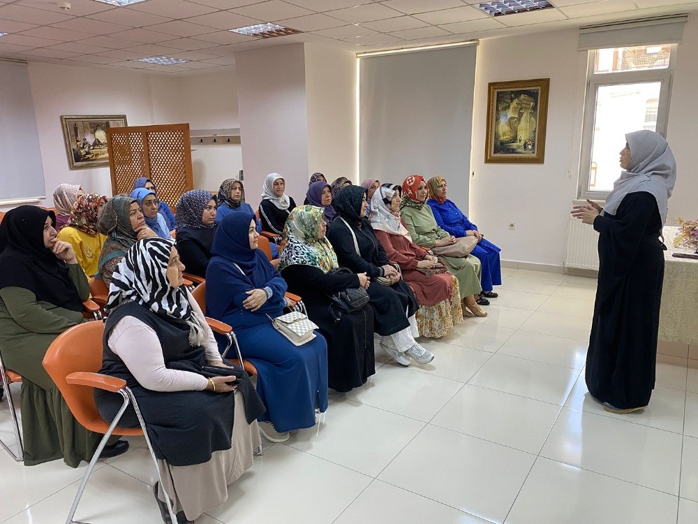 Pursaklar Belediyesi Hanım Evleri&rsquo;nde Muharrem ayı buluşması
