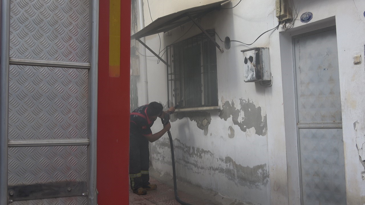 Kilis’te evde çıkan yangın kısa sürede söndürüldü