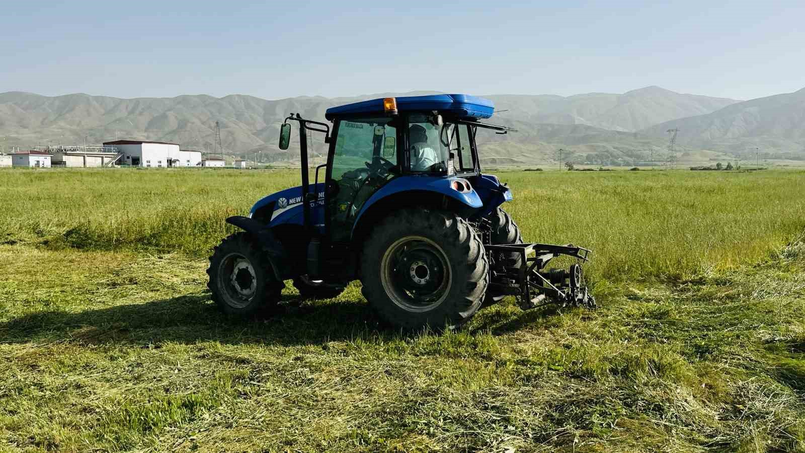 Kızgın g&uuml;neş altında ekmek m&uuml;cadelesi
