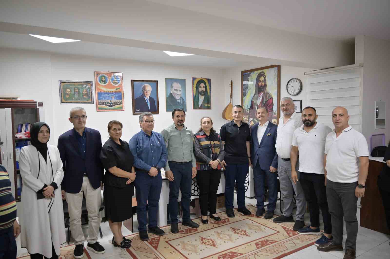 Esenyurt Belediye Başkan Vekili Can Aksoy, Muharrem Lokmasında canlarla buluştu
