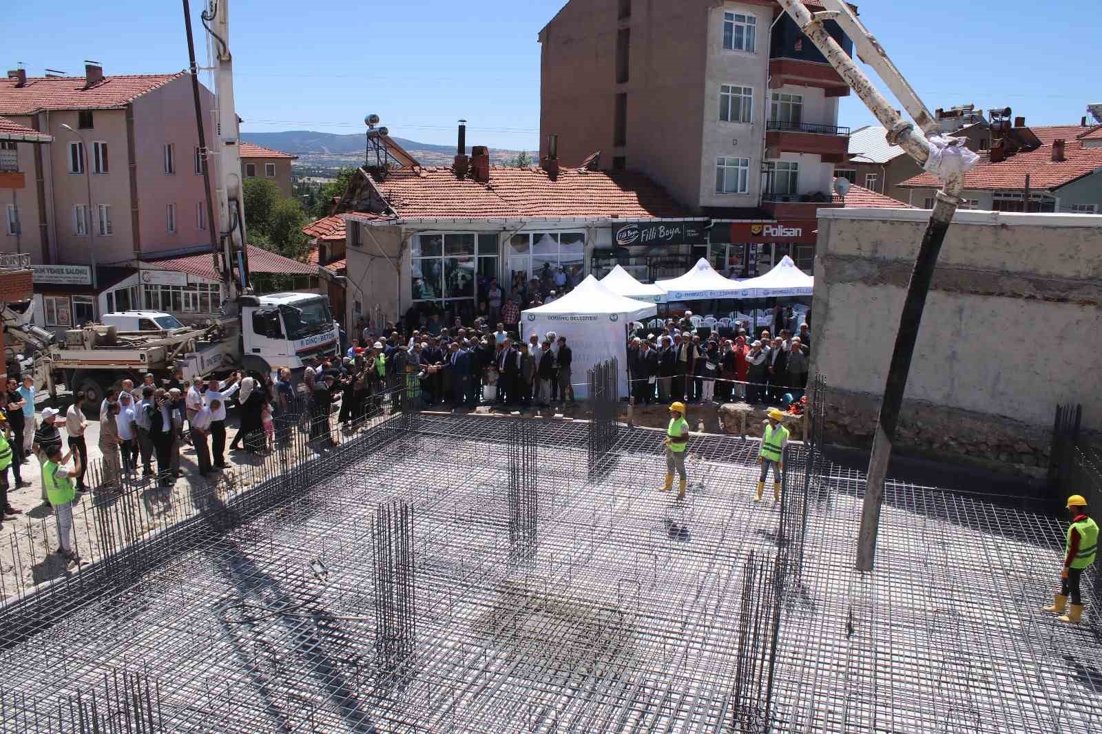 Domaniç’te Sultan Alaaddin Camisi’nin temeli düzenlenen törenle atıldı
