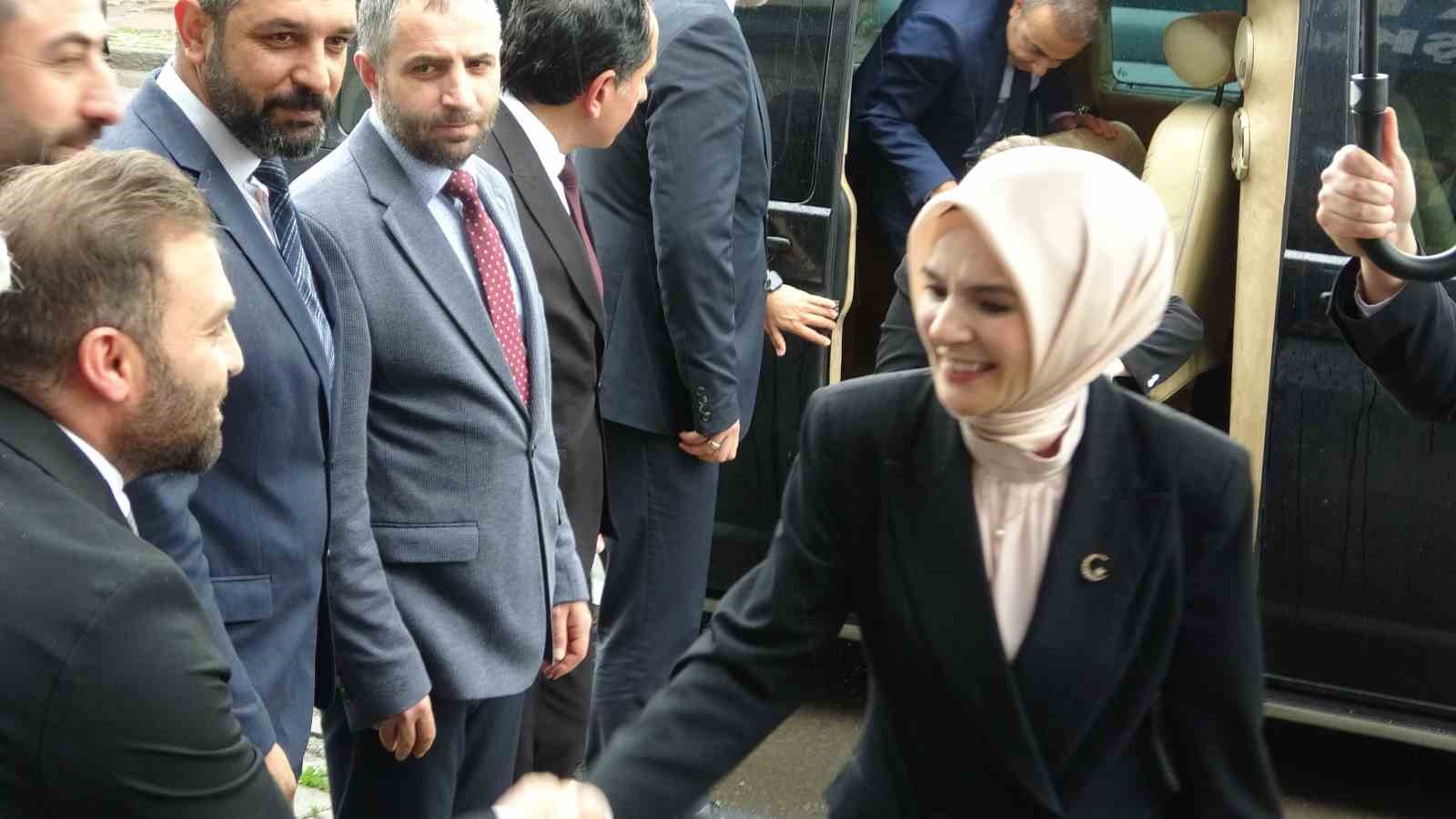 Bakan Göktaş: Orman yangınlarının ardından 12 milyon 260 bin TL destek sağladık
