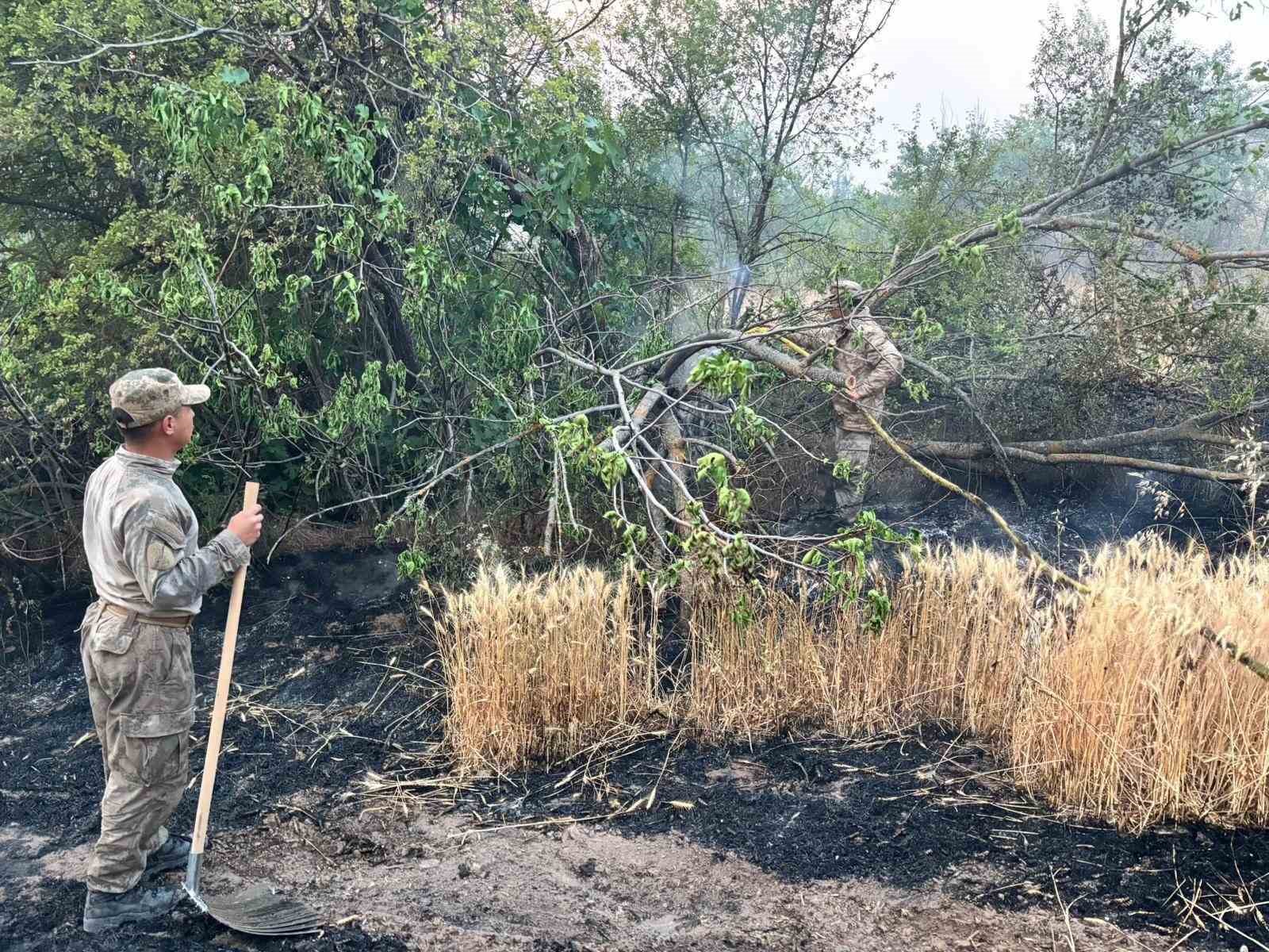 Eskişehir’den Bilecik yangınına giden jandarma ekipleri döndü