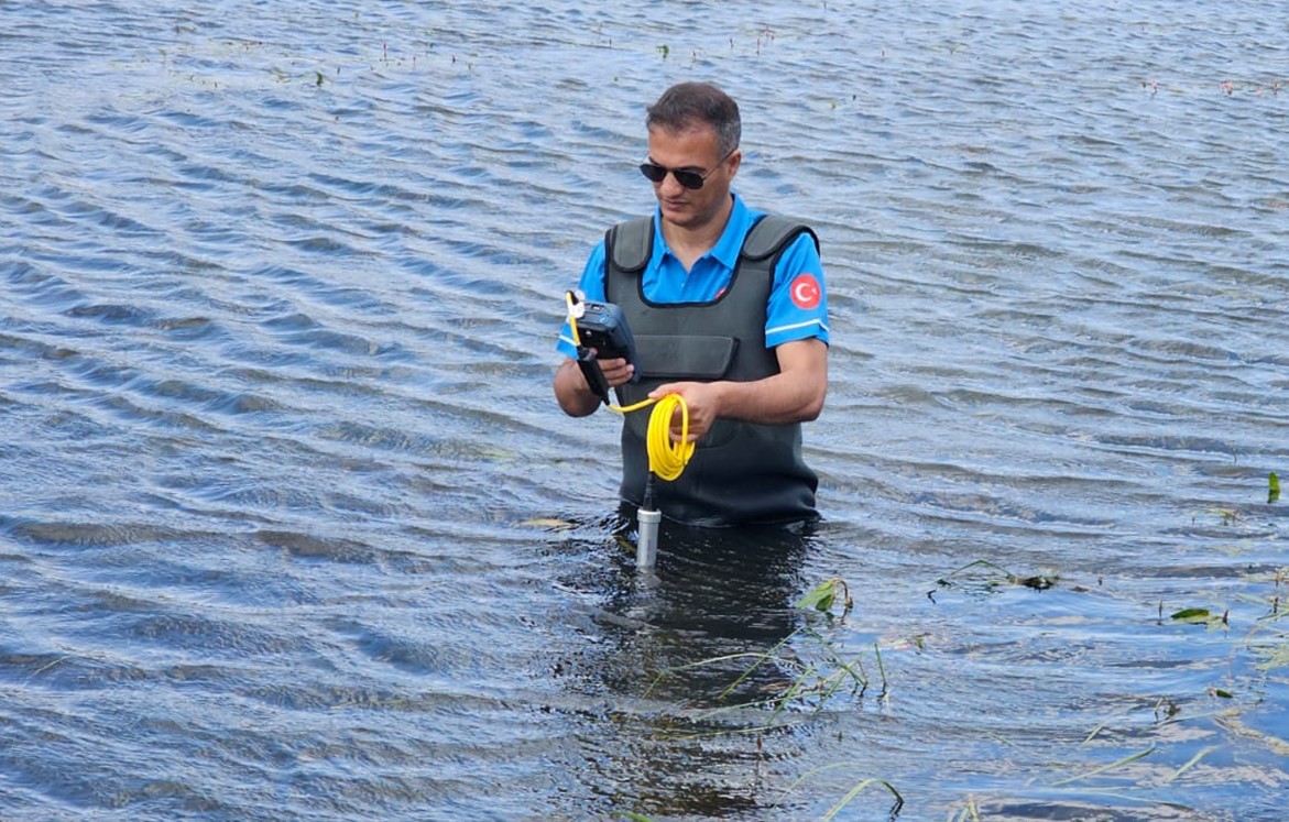 Van’da su kaynaklarında balıklandırma potansiyeli ölçülüyor