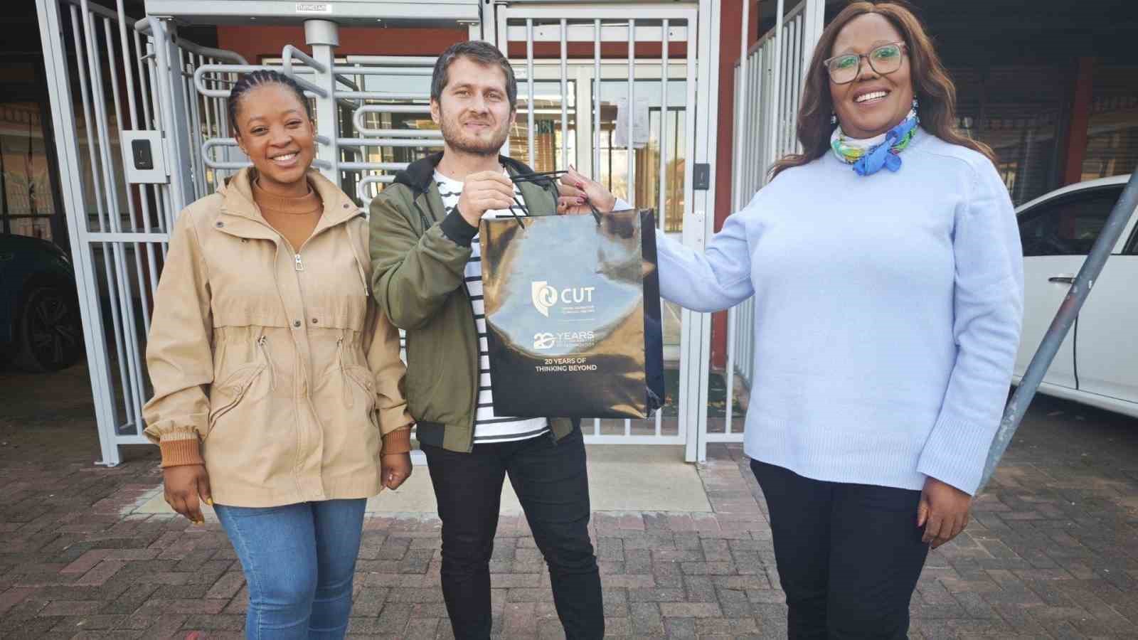 KB&Uuml; Doktora &Ouml;ğrencisi G&uuml;ney Afrika&rsquo;da kanser araştırmalarına katıldı
