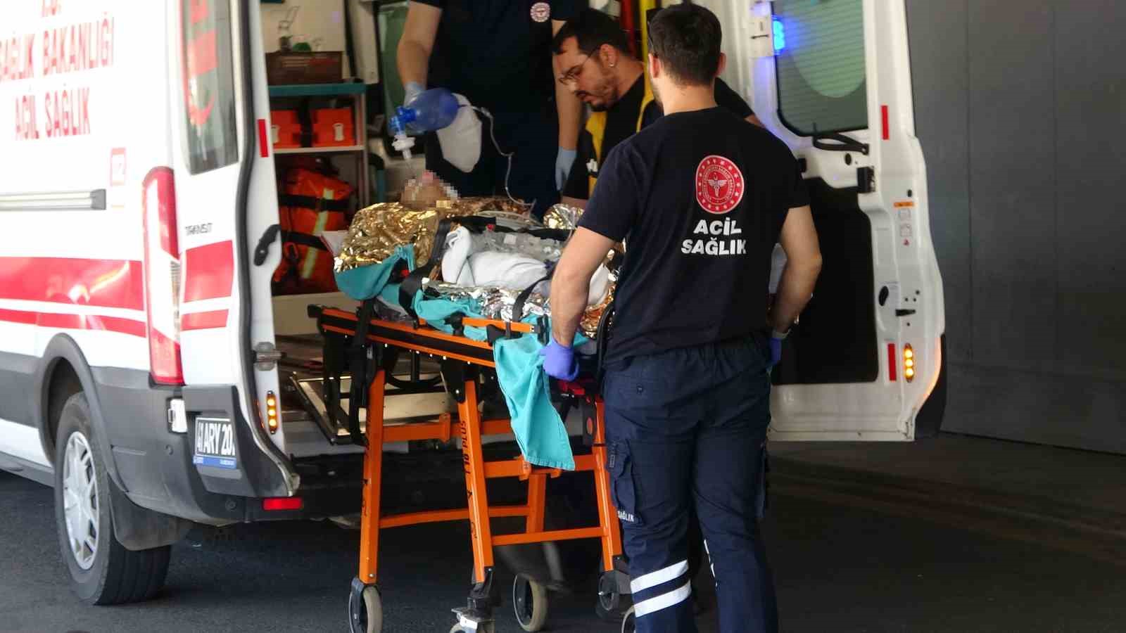 Serinlemek için girdiği denizde boğulma tehlikesi geçirdi: 17 yaşındaki gencin durumu ağır