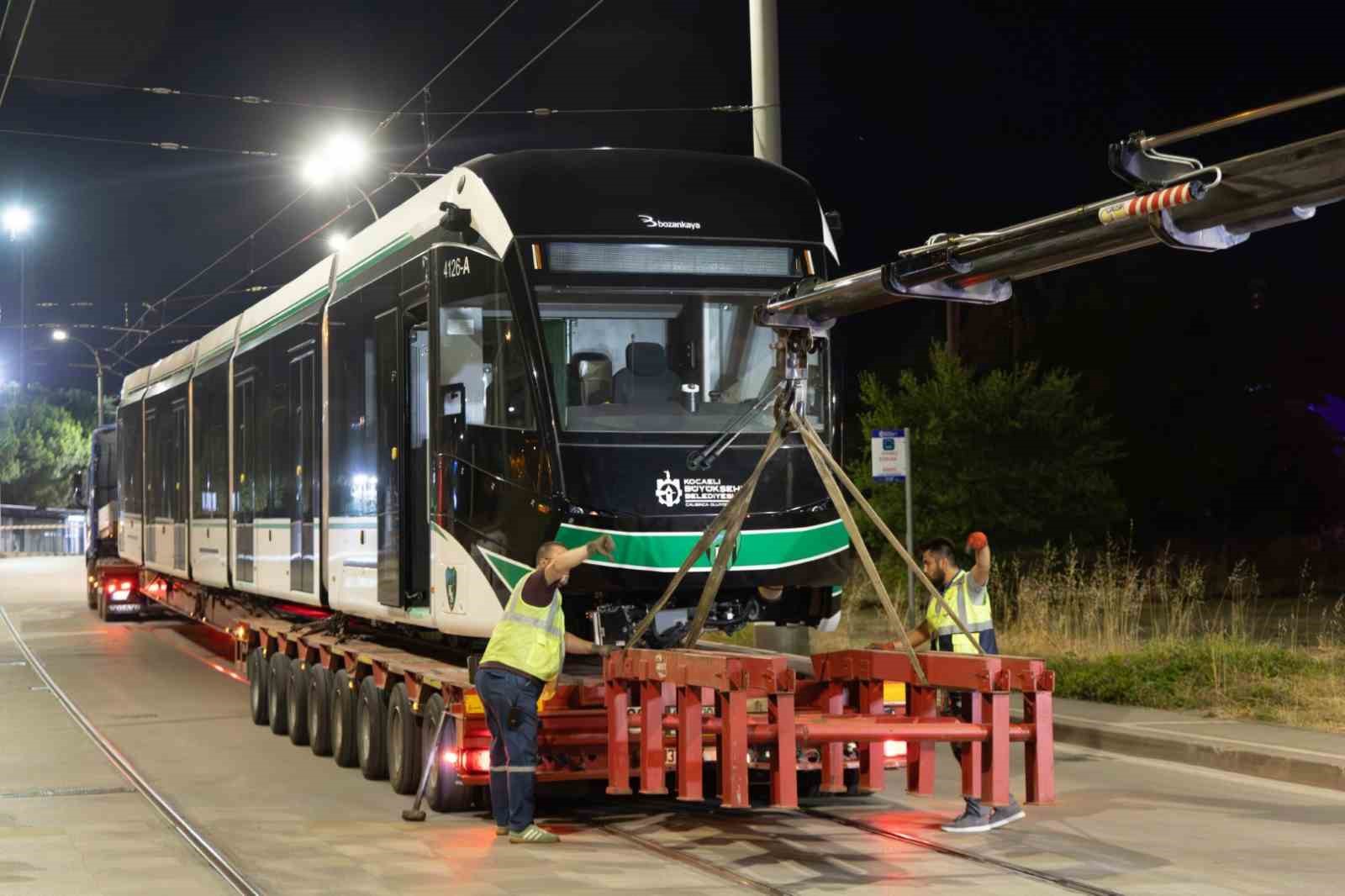 Kocaeli&rsquo;de 8. tramvay da raylarla buluştu

