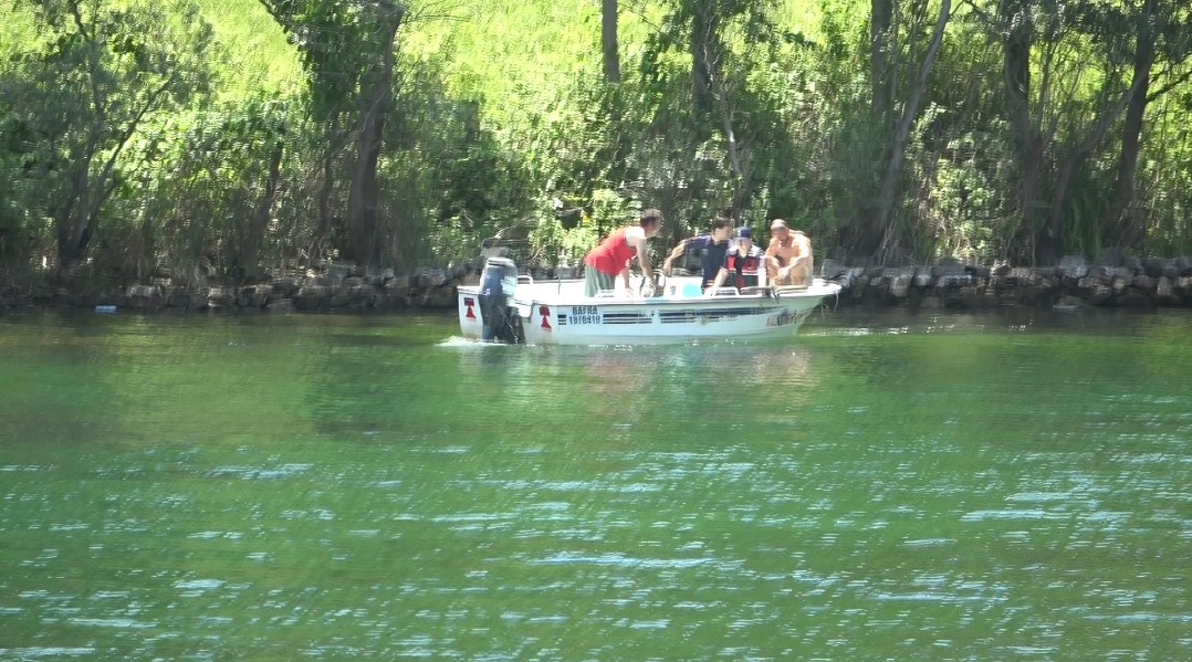 Bafra’da gölde hipotermi geçiren genç kurtarıldı