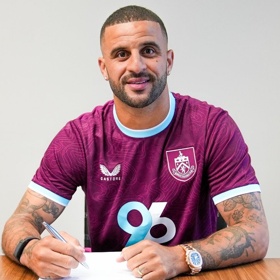 Kyle Walker, Burnley’ye transfer oldu