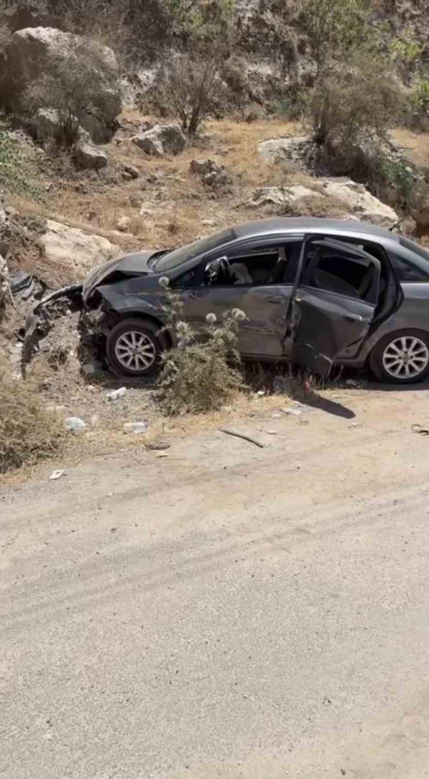 Mardin’de iki otomobil çarpıştı: 4 yaralı