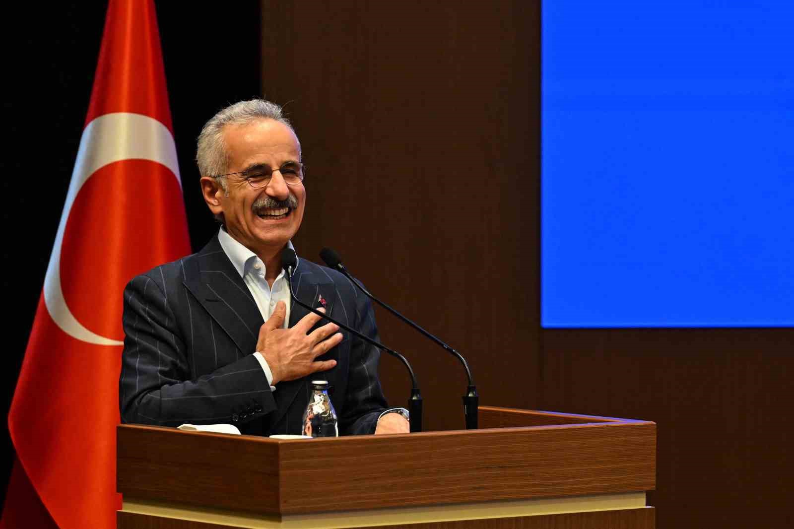 Ulaştırma ve Altyapı Bakanı Uraloğlu: "Esenboğa Metromuzun yeni projesini 2 aya kadar bitirmiş olacağız"