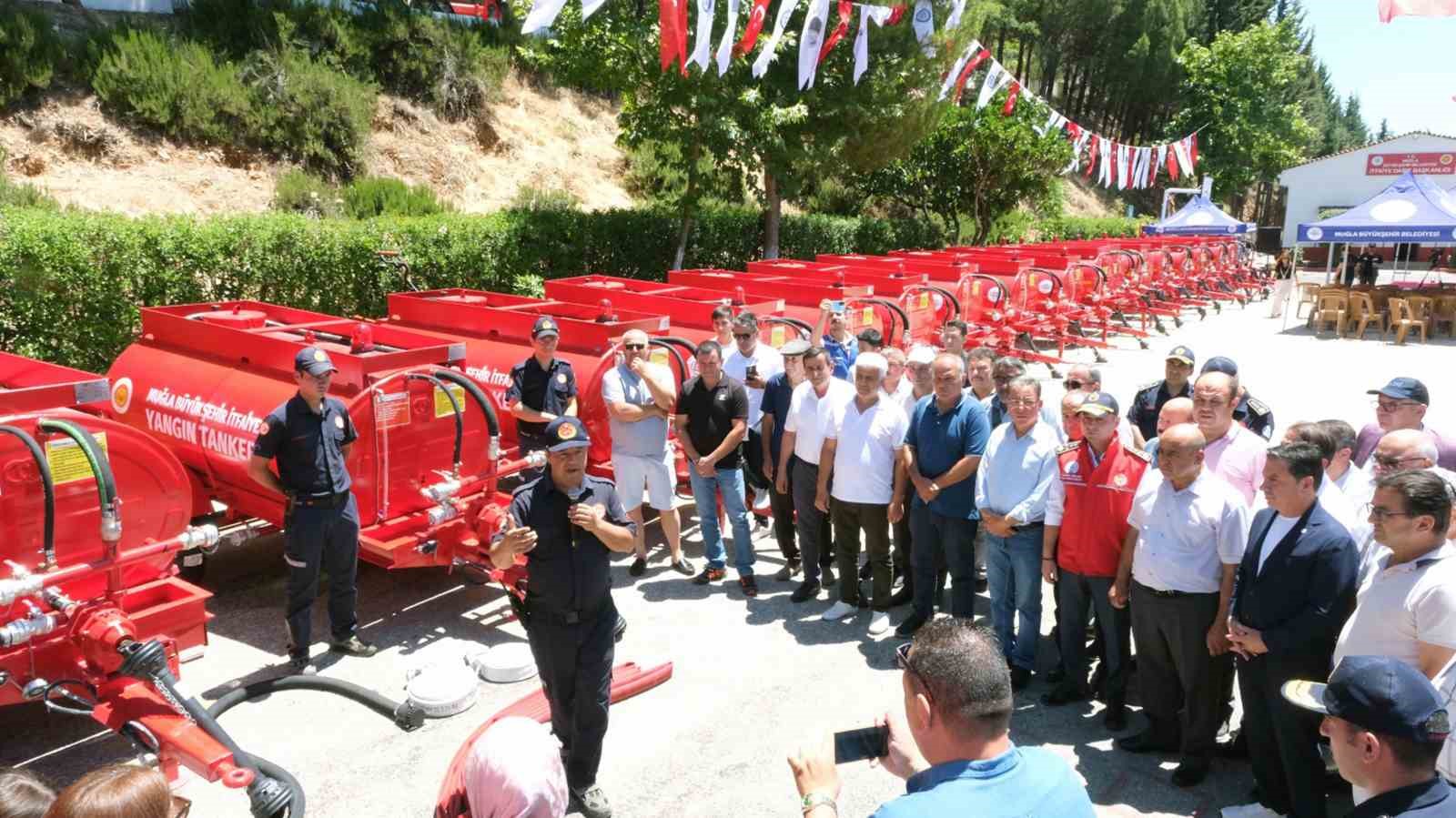 Muğla Büyükşehir’den kırsal mahallelere 25 yangın tankeri