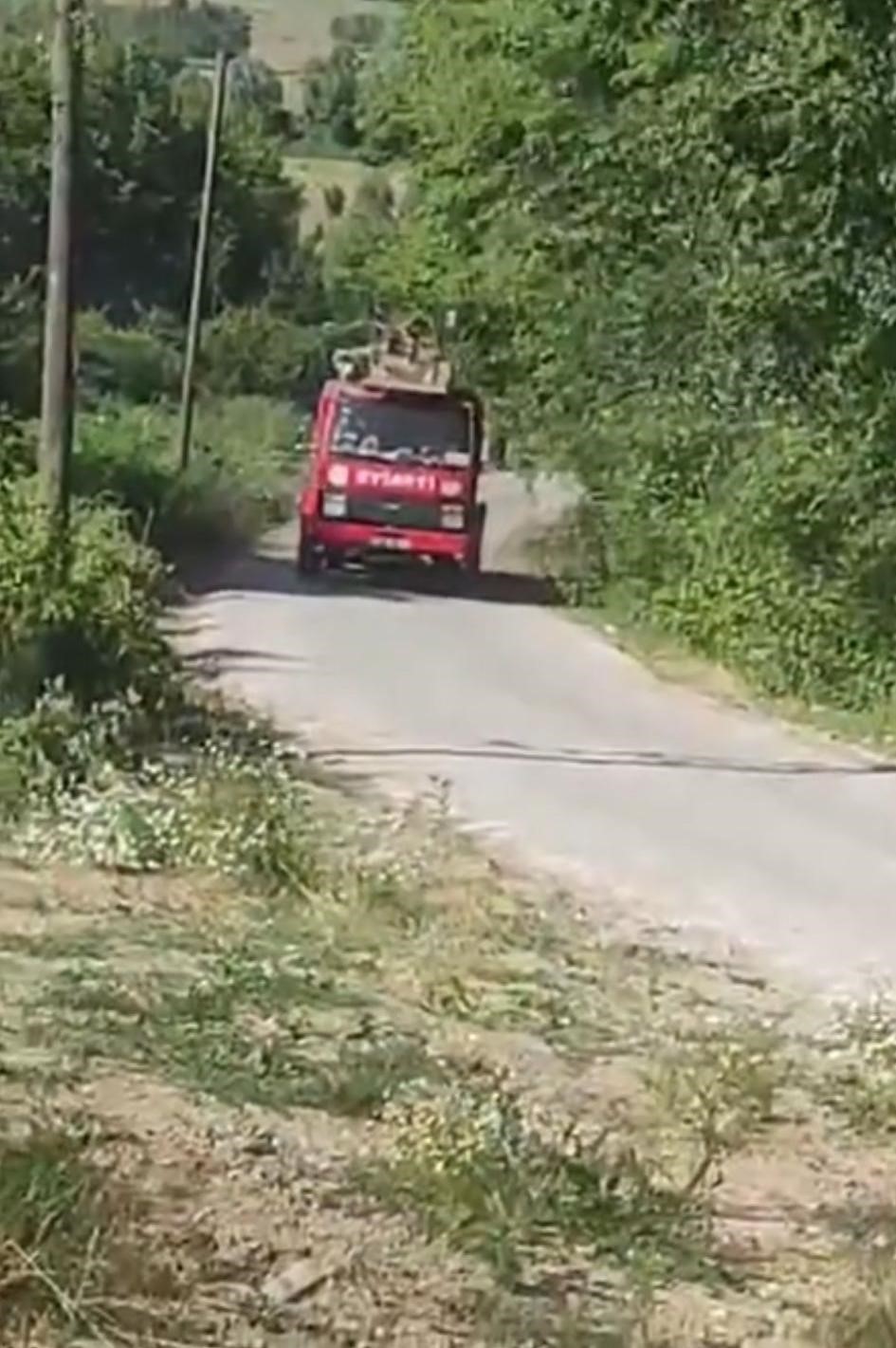 Çaycuma’da çöp yangını ormana sıçradı, 2 dönüm arazi zarar gördü