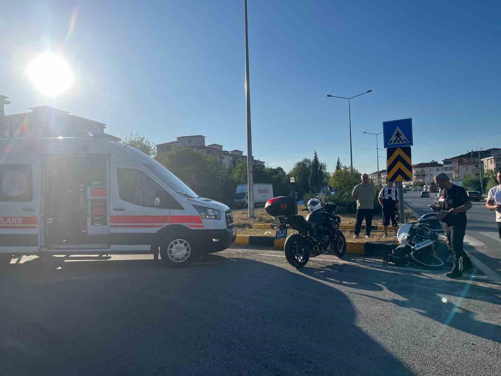 &Ouml;nce otomobile sonra ref&uuml;je &ccedil;arptı: 1 yaralı
