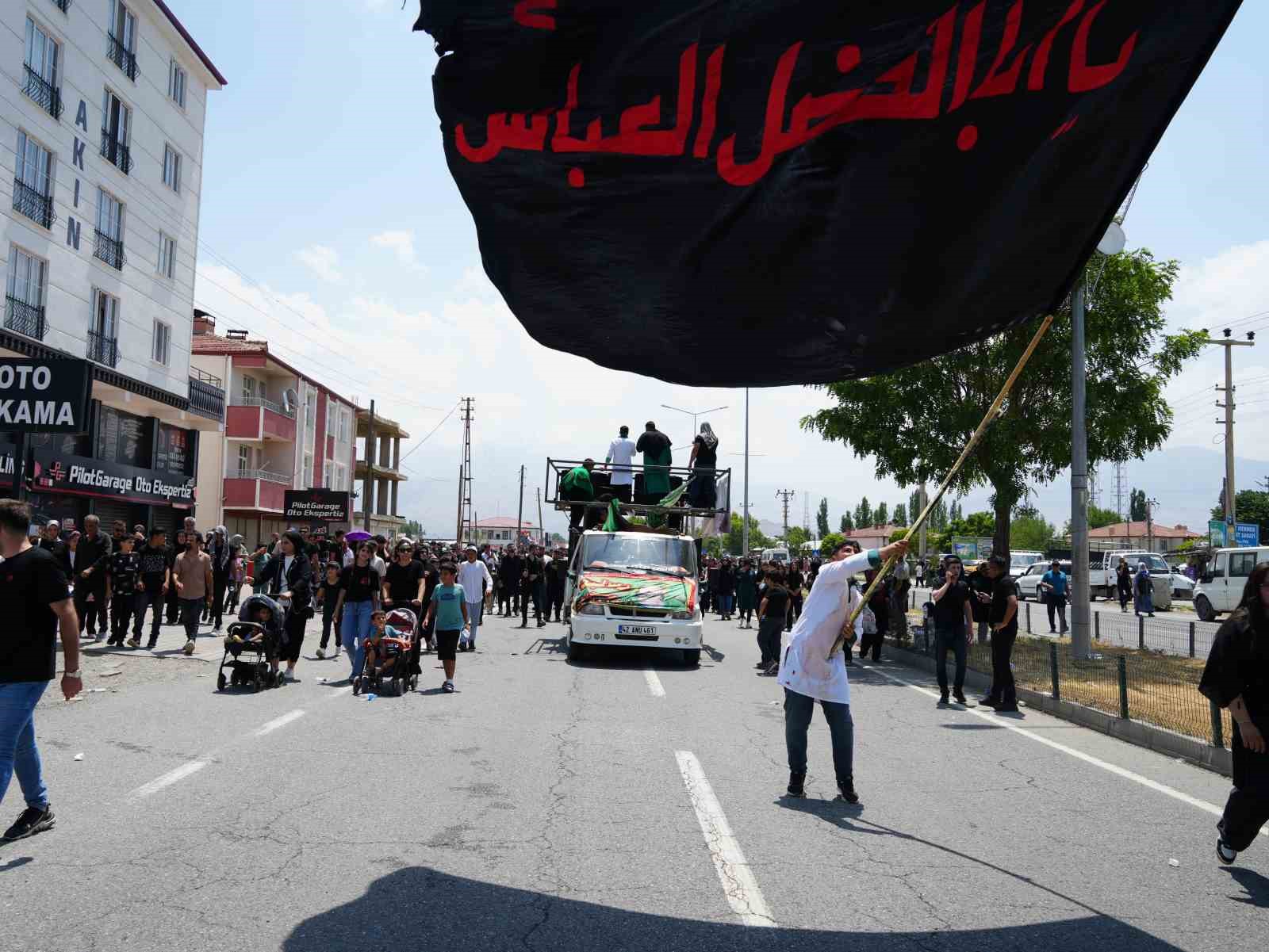 Iğdır’da Kerbela Şehitleri gözyaşlarıyla anıldı