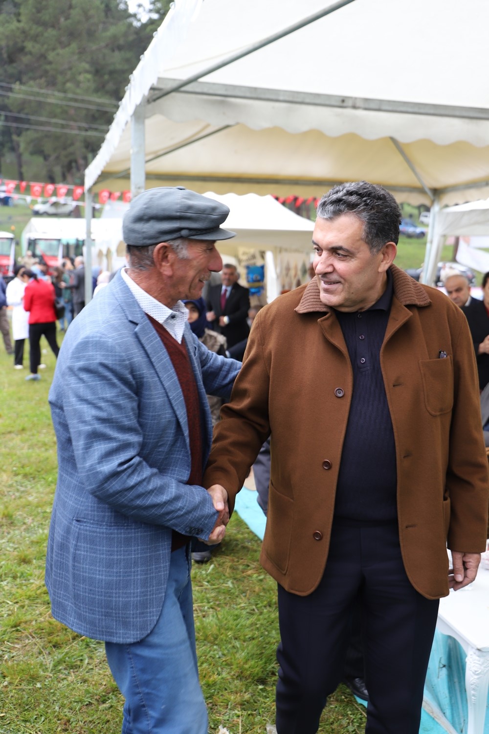 Başkan Demir, Göle Kültür ve Kaşar festivaline katıldı
