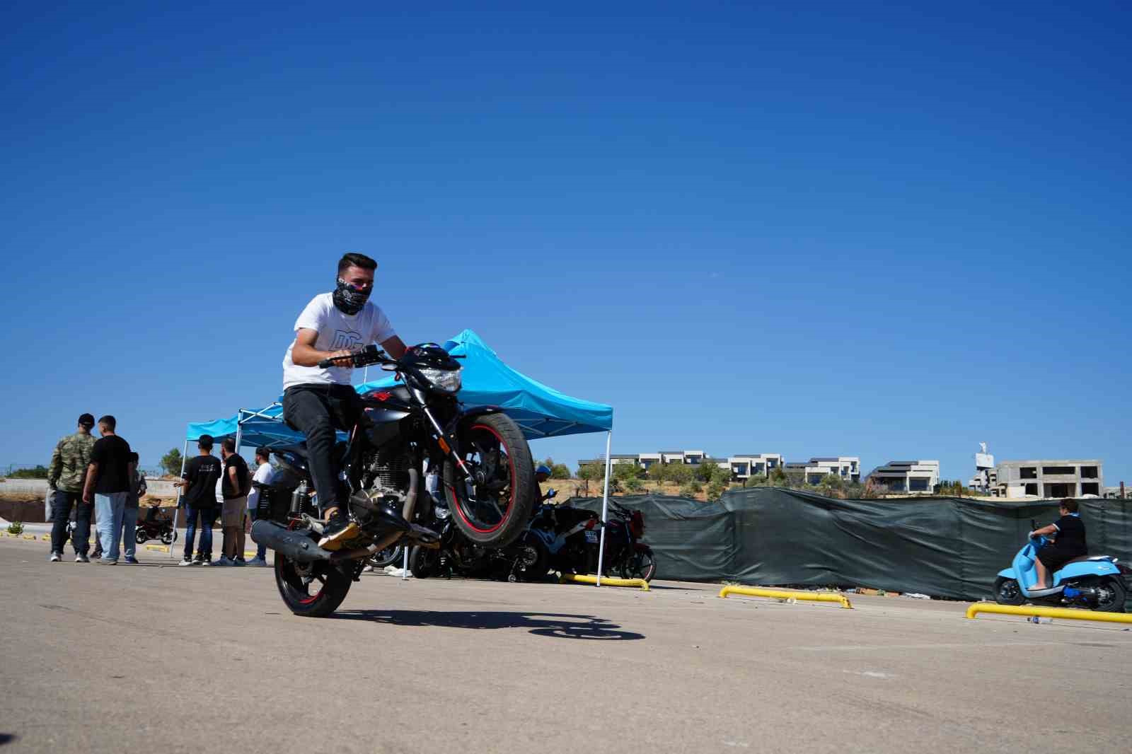 Motosiklet tutkunları Gaziantep’te buluştu
