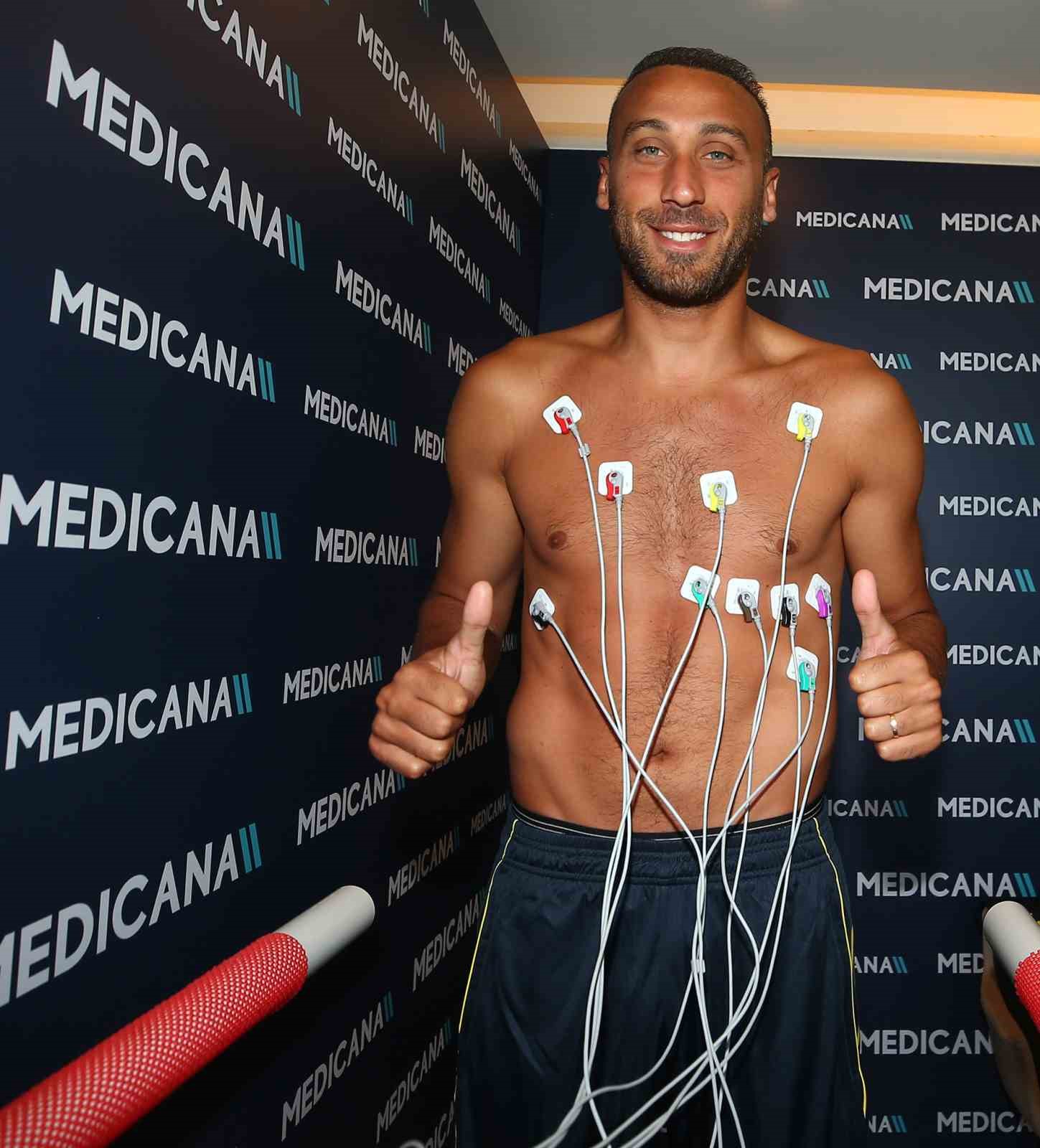 Fenerbahçe’de sağlık kontrolleri başladı