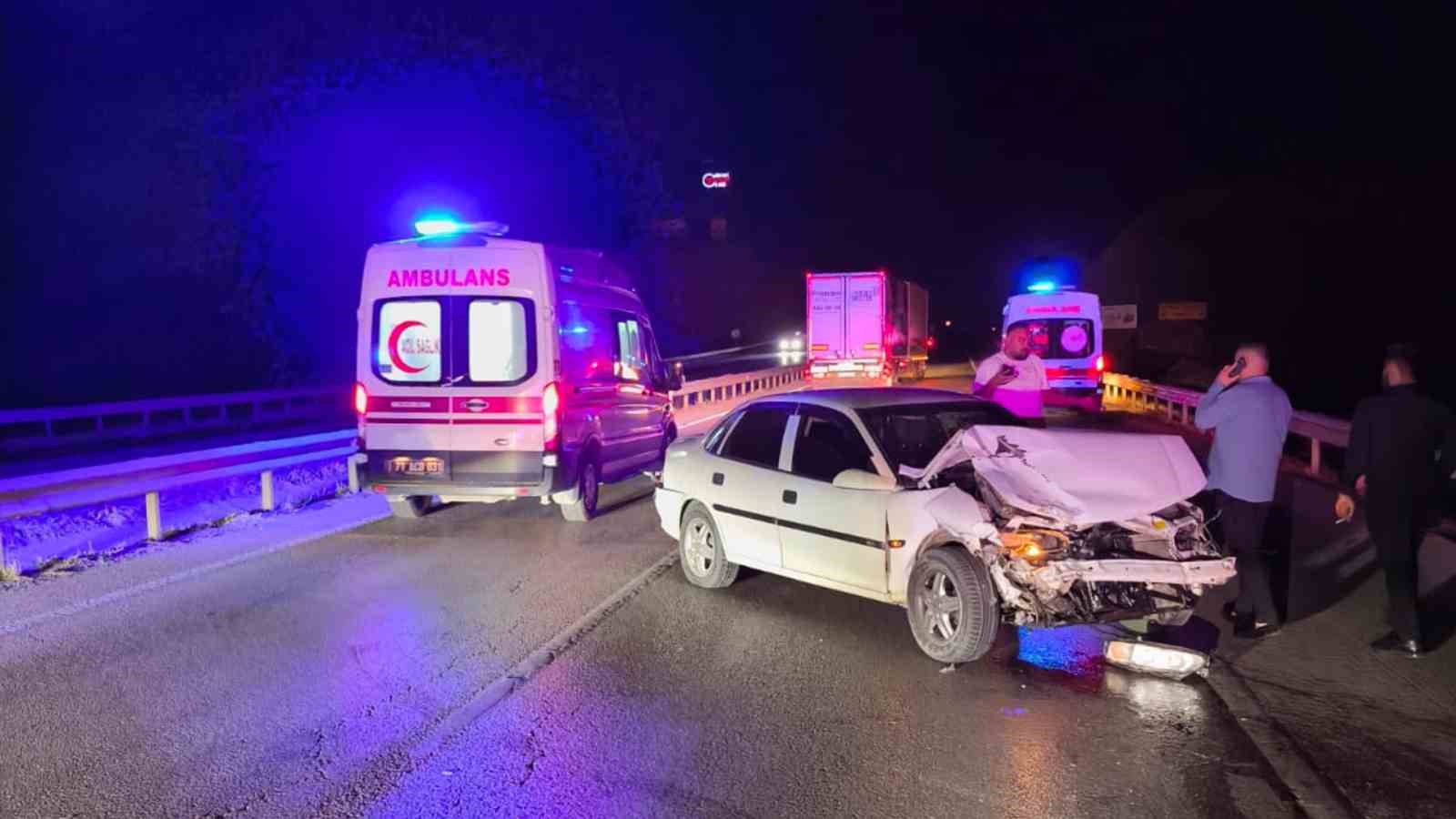 Kırıkkale’de iki otomobil çarpıştı: 4 yaralı