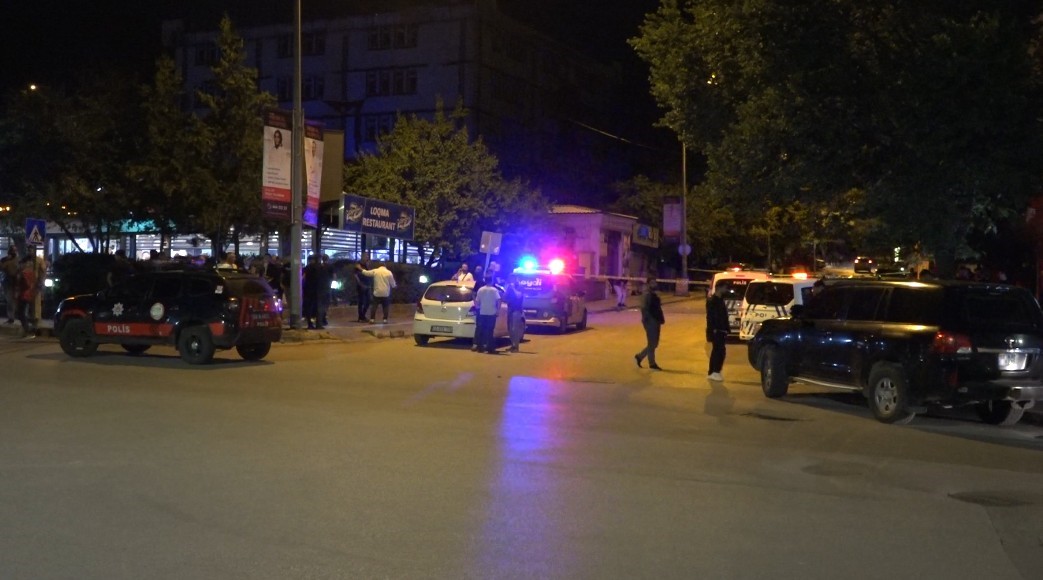 Tunceli&rsquo;de silahlı ve bı&ccedil;aklı kavga: 4 yaralı
