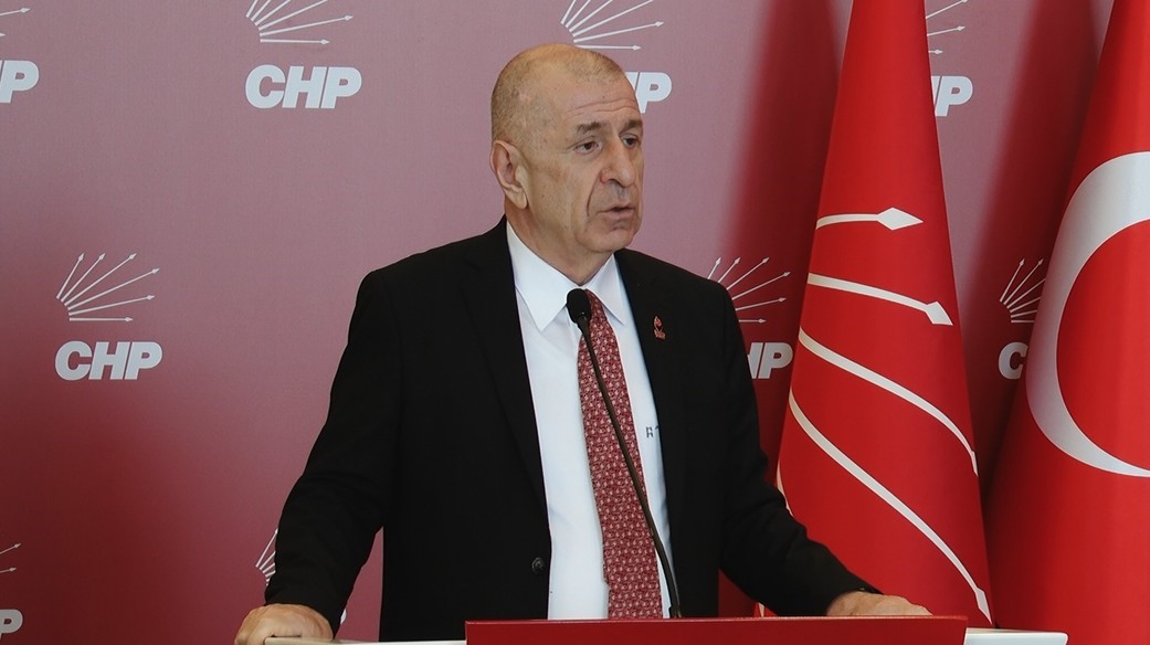 CHP Genel Başkanı &Ouml;zel, Zafer Partisi Genel Başkanı &Ouml;zdağ&rsquo;la g&ouml;r&uuml;şt&uuml;
