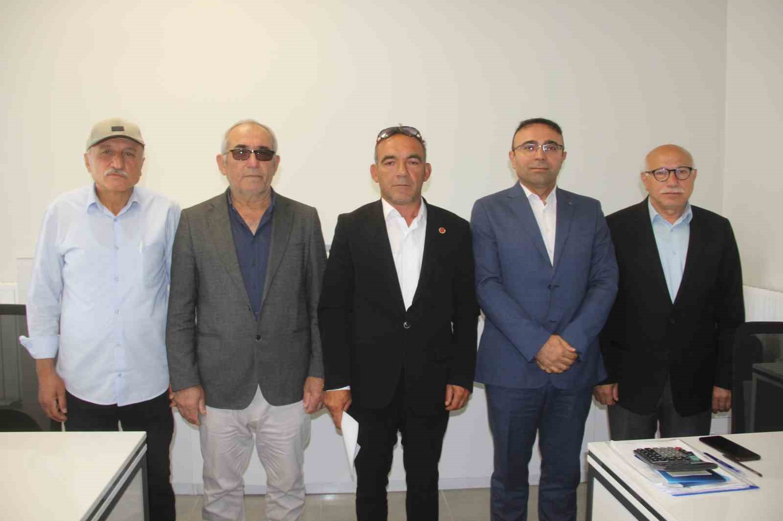 Yarım asırlık su hattı için köylülerden 500 bin TL destek