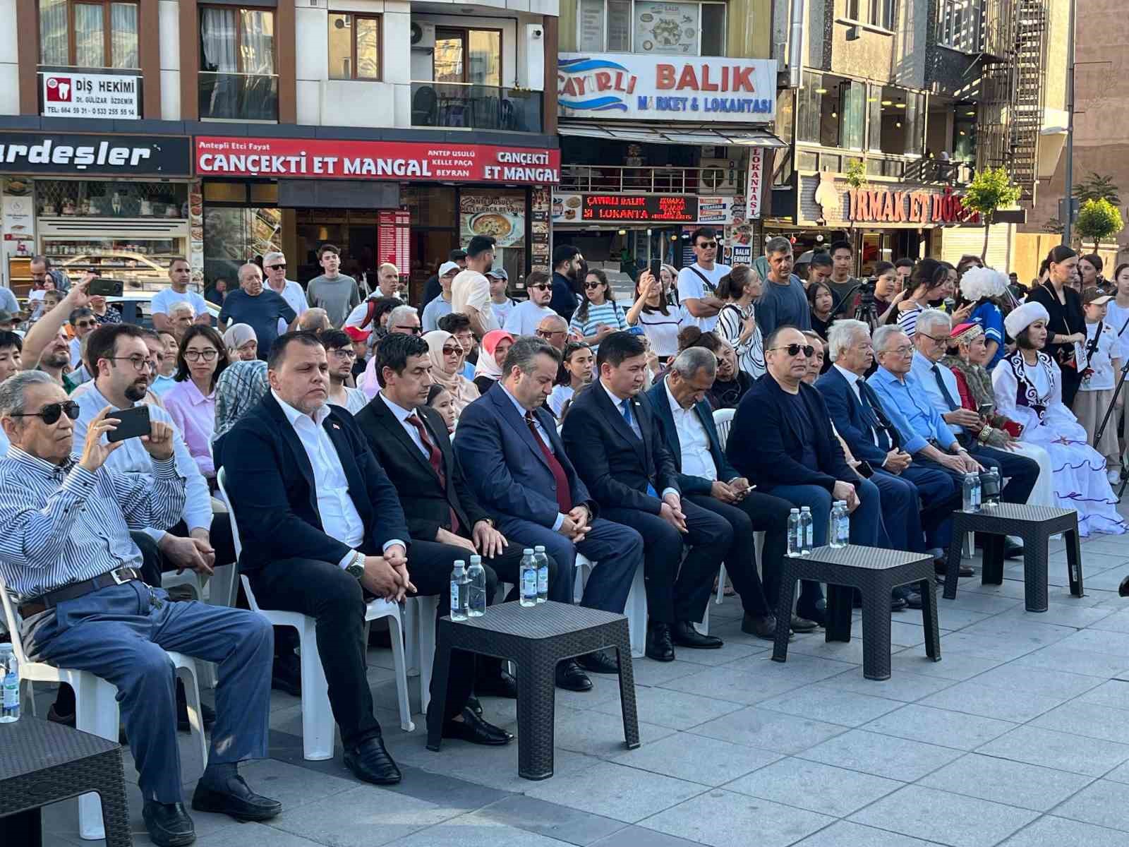 Zeytinburnu’nda &quot;Ulusal Dombra Günü&quot; etkinliği düzenlendi