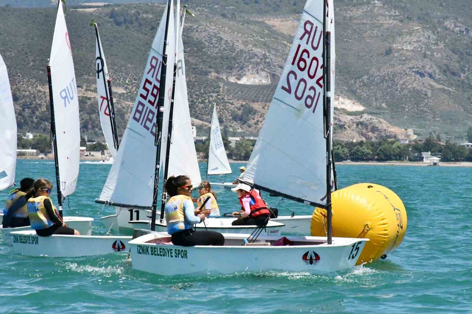 İznik Gölü’nde görsel şölen
