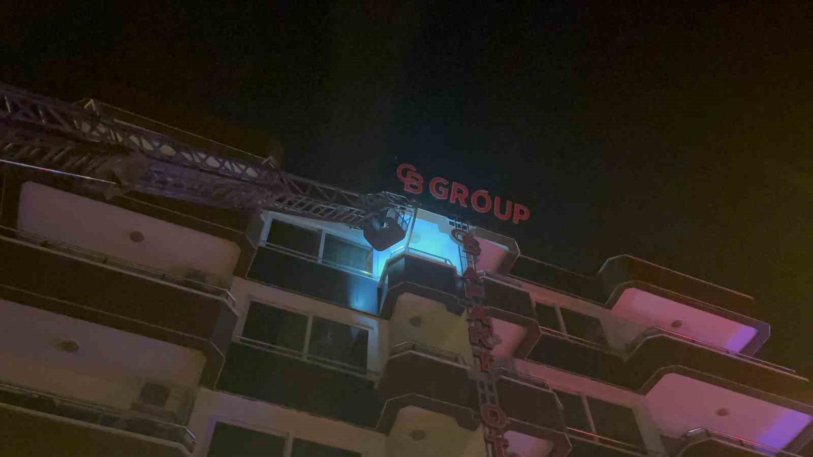 Alanya&rsquo;da apart otelde yangın korkuttu
