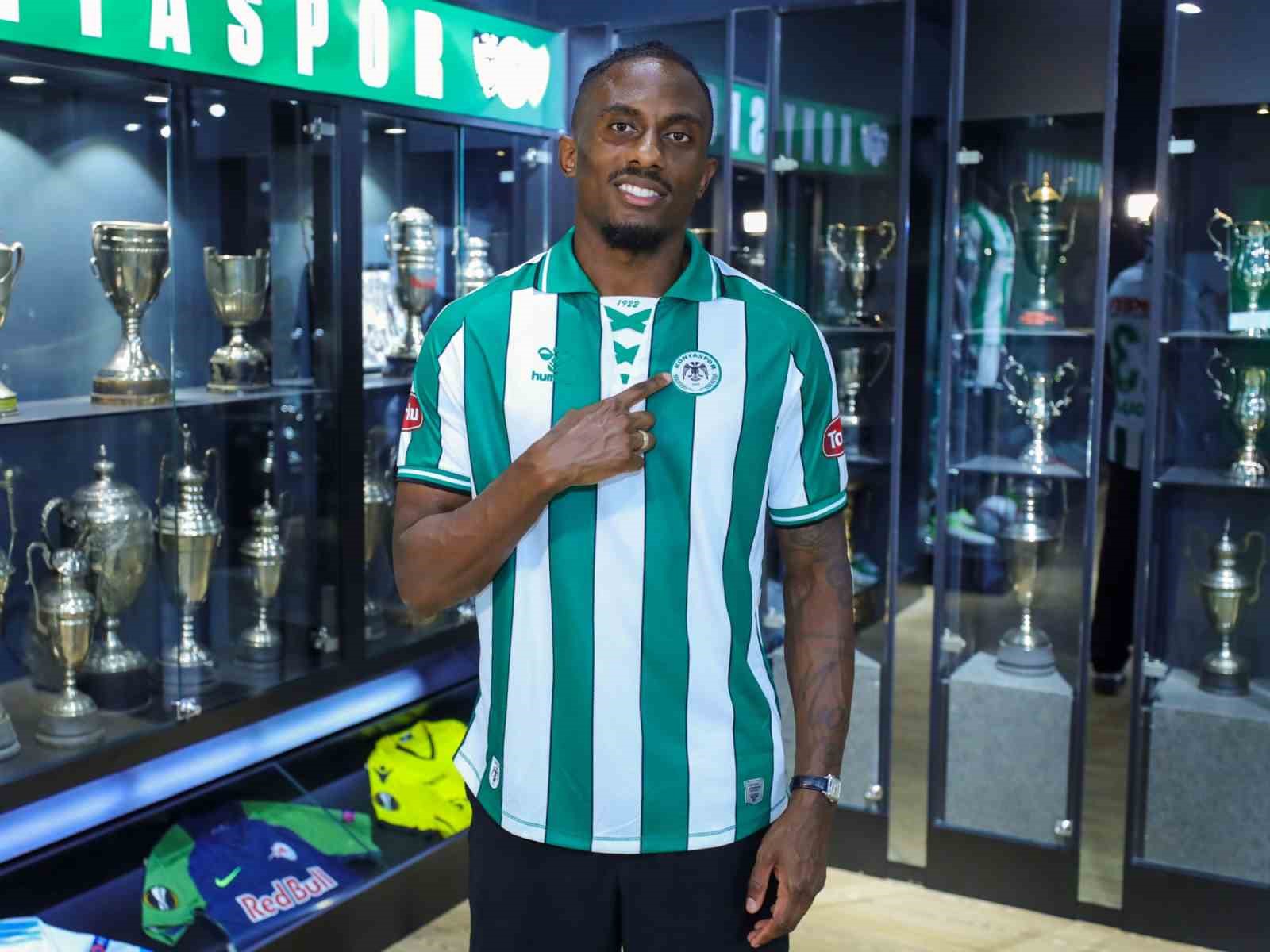 Konyaspor, Yhoan Andzouana’yı kadrosuna kattı