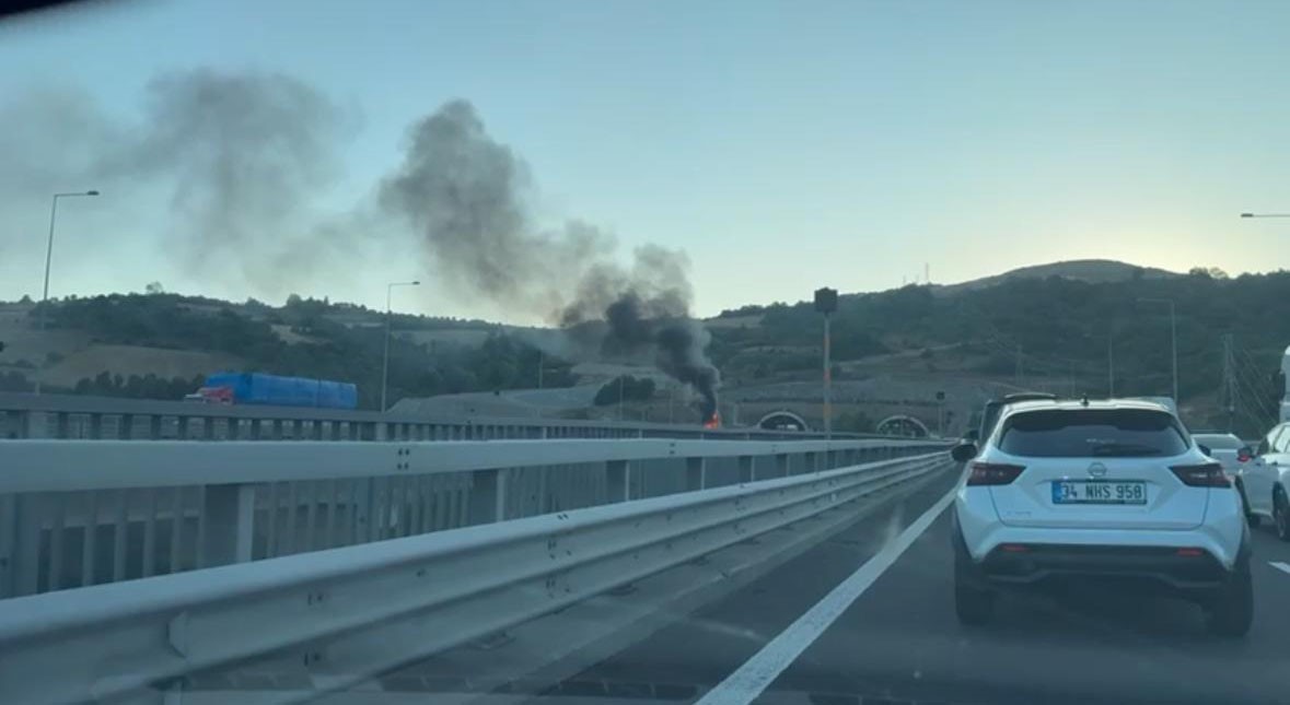 Kamyon alev topuna döndü