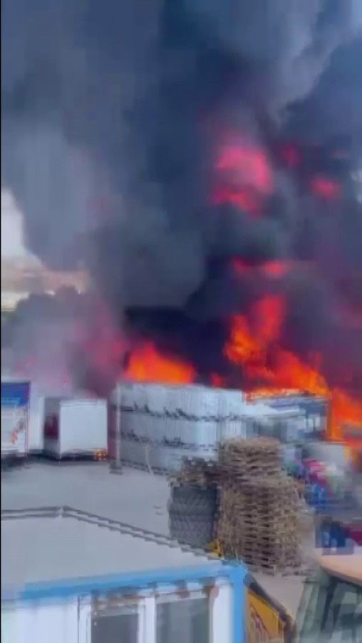 Tuzla&rsquo;da iş yerinde yangın: Alevler kontrol altına alındı
