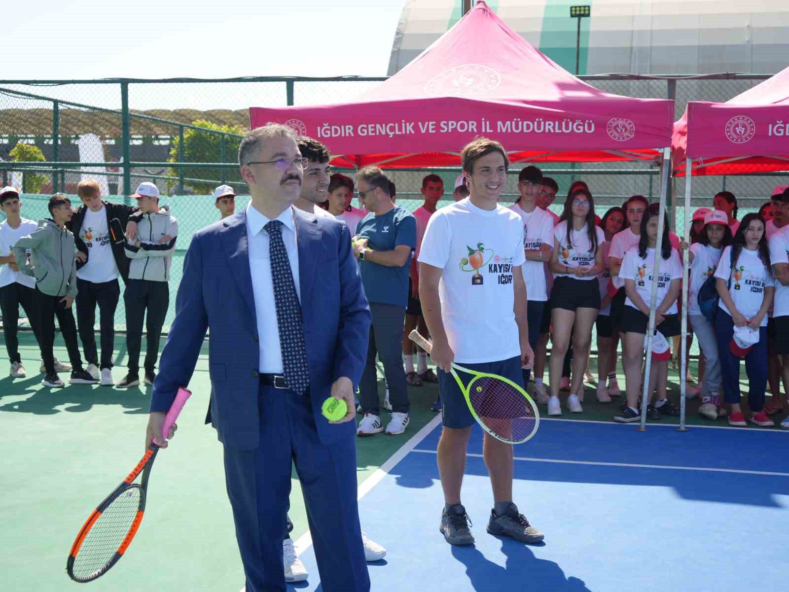 Iğdır’da 5. Kayısı Cup Tenis Turnuvası heyecanı başladı