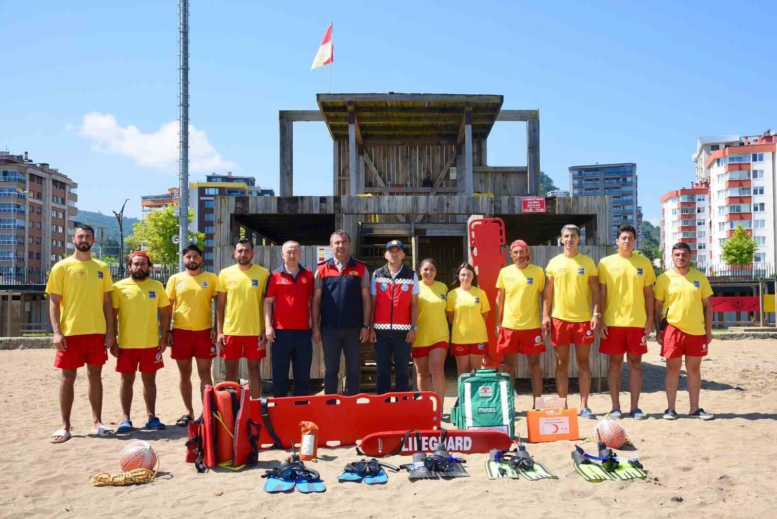 Boğulma vakalarına karşı cankurtaran ekipleri görev başında