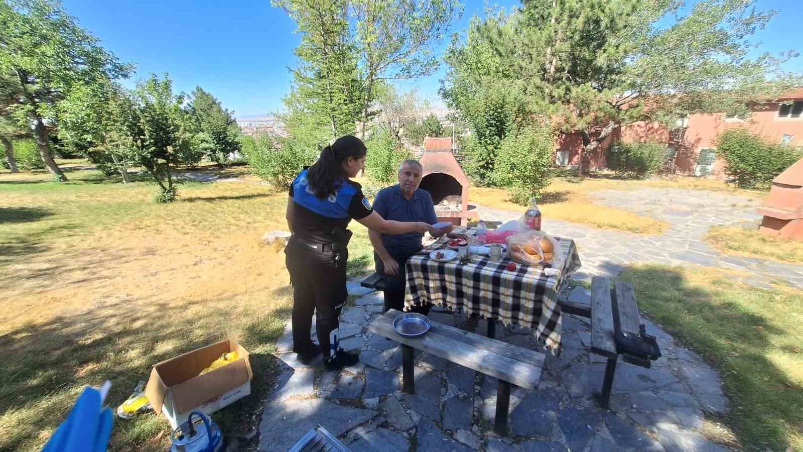 Polis piknikçileri yangınlar konusunda uyardı