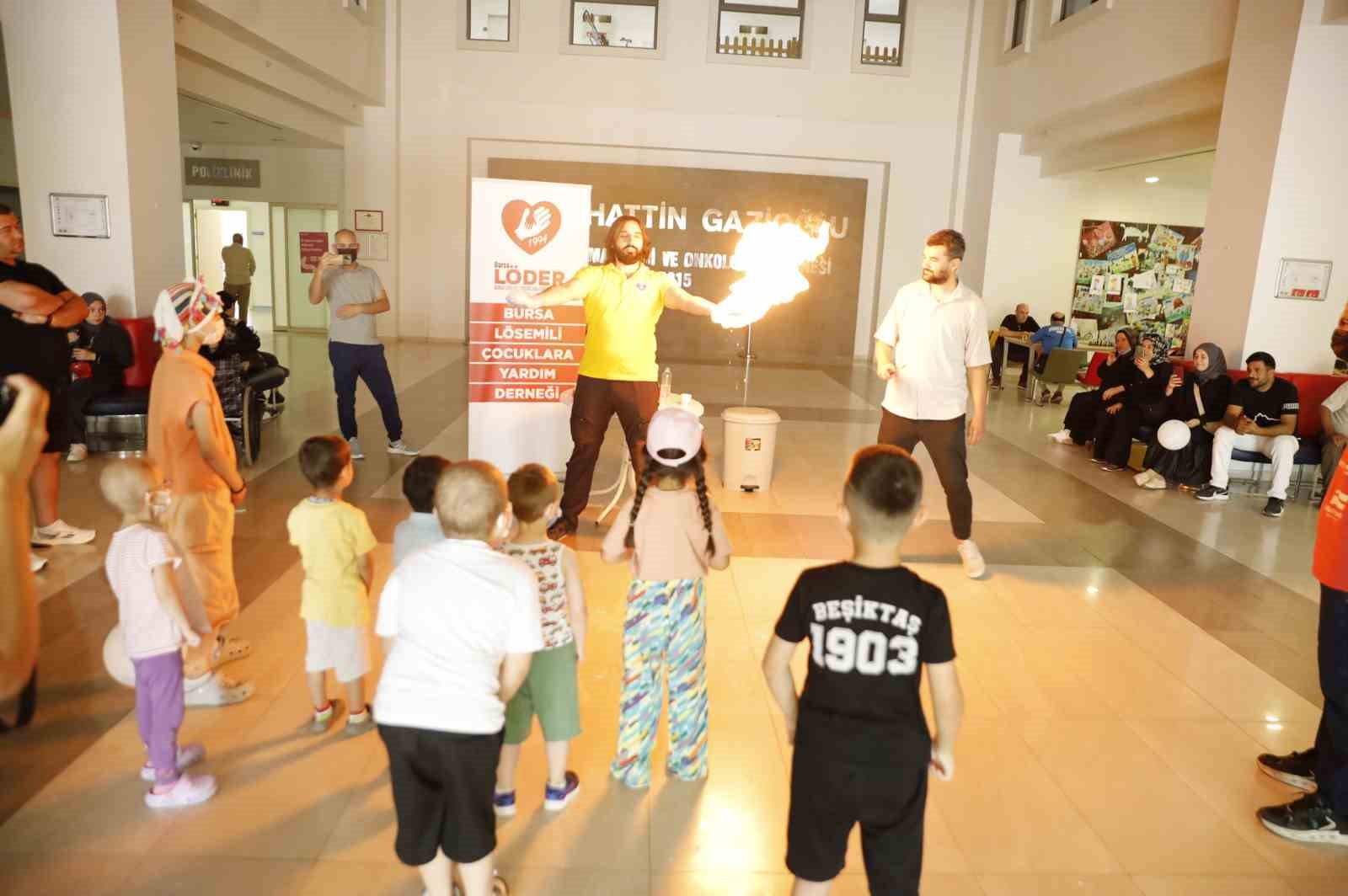 B&uuml;y&uuml;kşehir&rsquo;den l&ouml;semi tedavisi g&ouml;ren &ccedil;ocuklara moral
