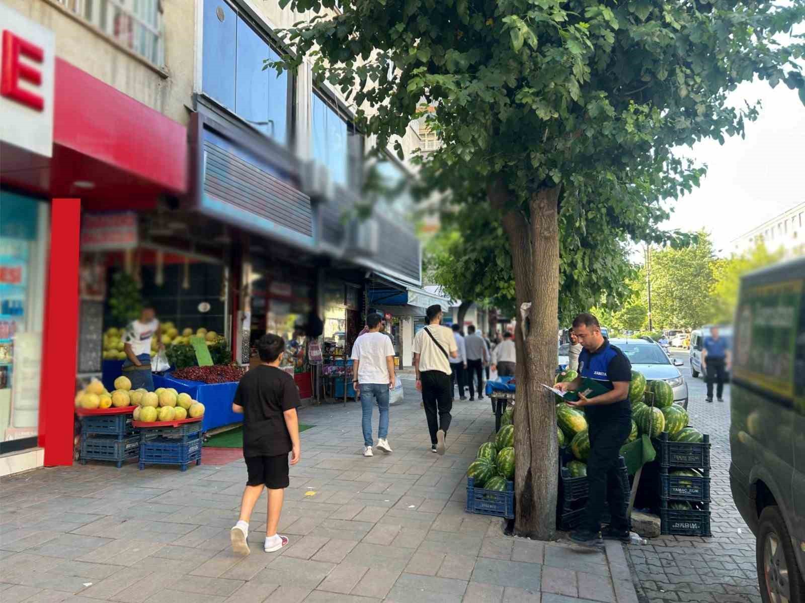 Siirt&rsquo;te kaldırım işgallerine ceza
